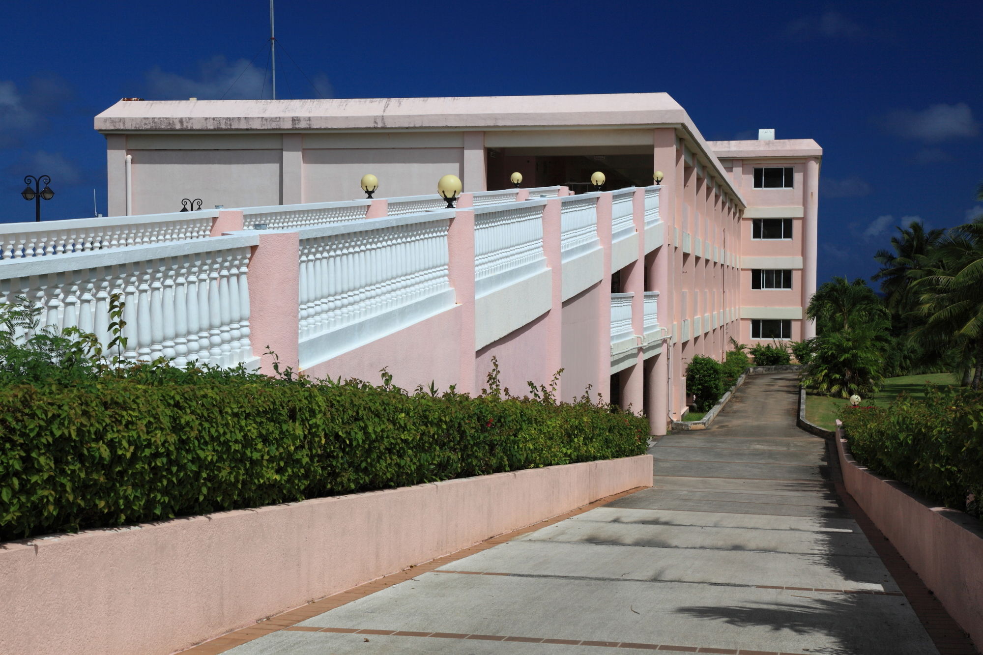 Mariana Resort And Spa Saipan Exterior foto